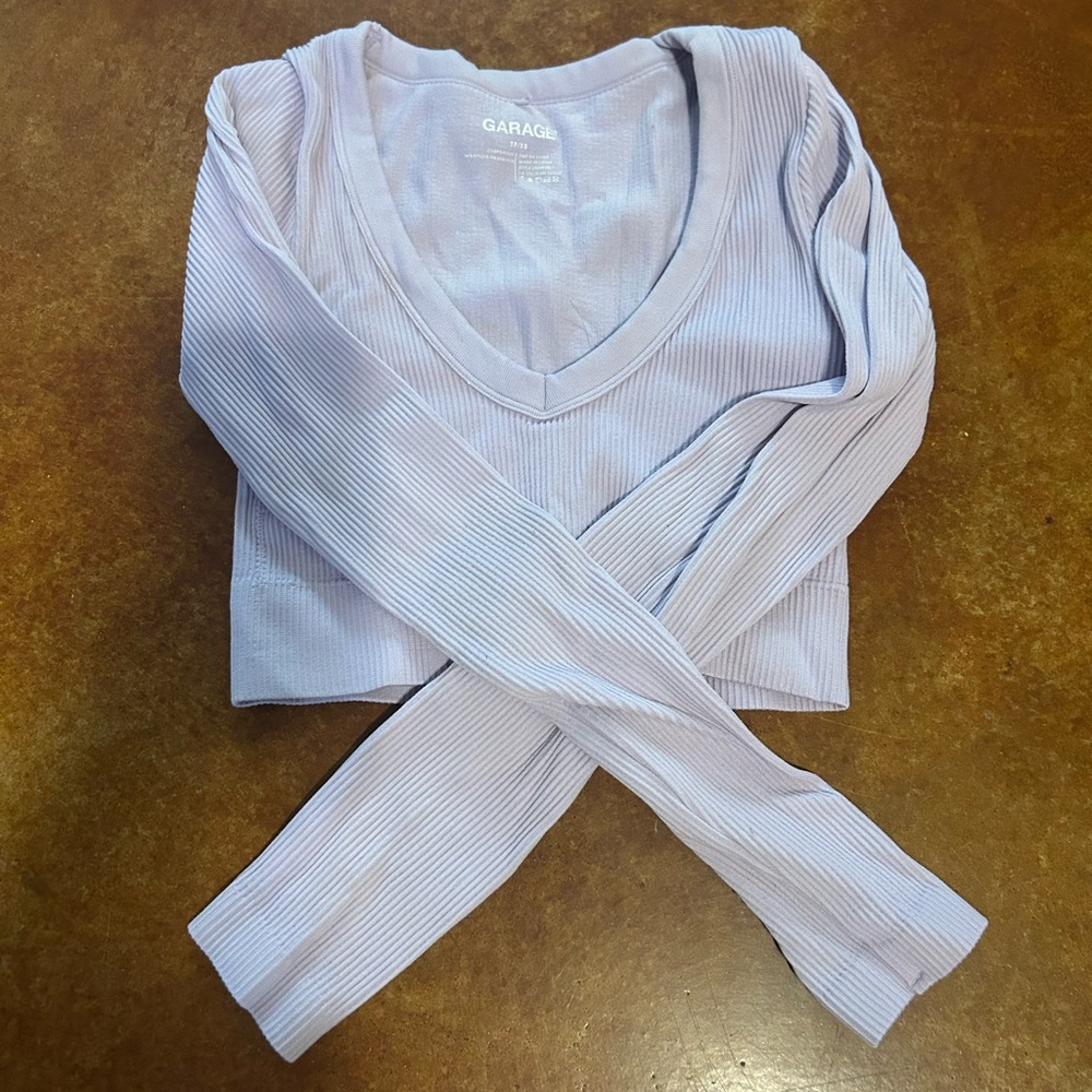Garage Ribbed V-Neck Top - Light Lavender